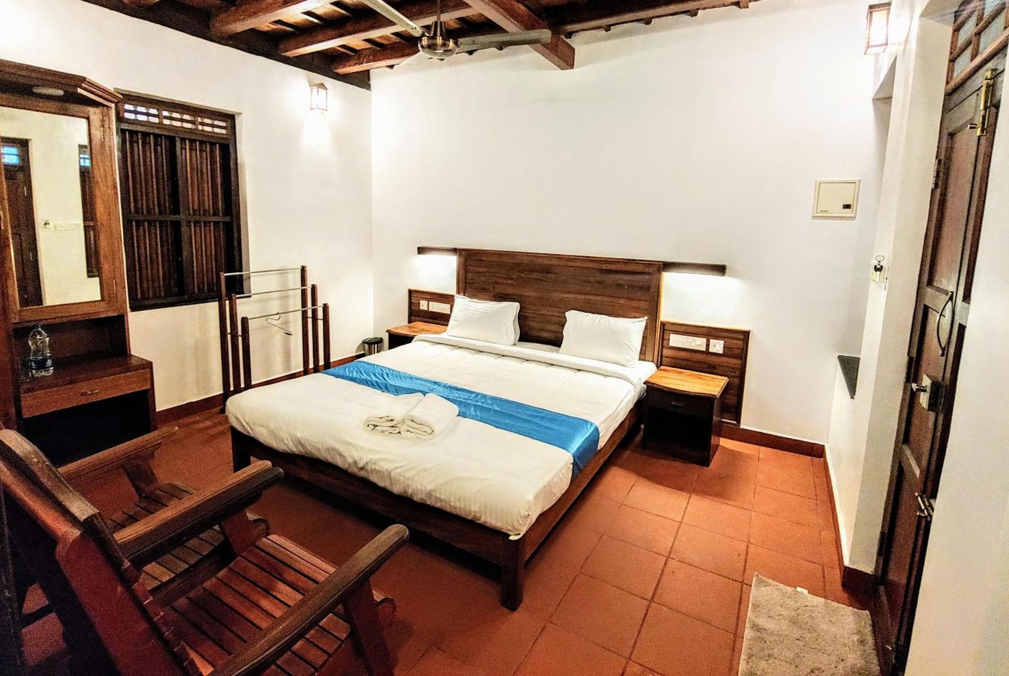Kalpavanam Heritage Resort Thekkady Habitación foto